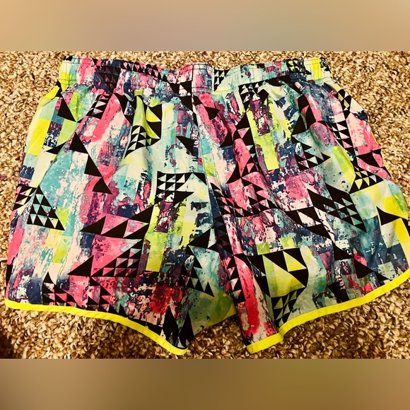 Women’s Victoria’s Secret VSX Athletic Shorts - Picture 2 of 5